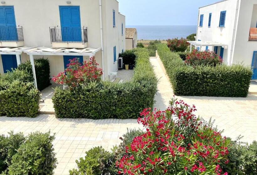 Номер Стандарт Вид на Море с Балконом, Cala Azzurra Macari Bed And Breakfast And Holidays House