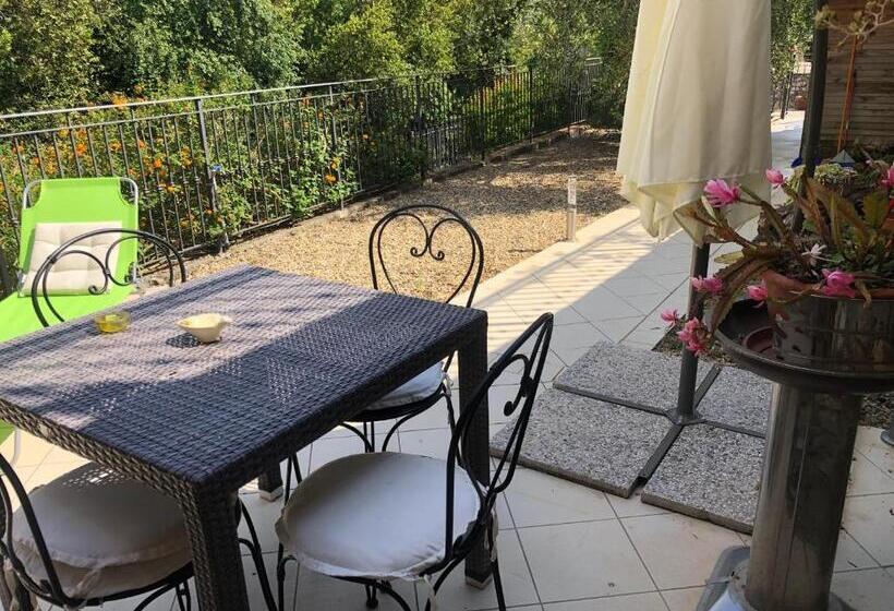带1个卧室的带阳台的公寓, Appartamenti Antico Frantoio Doria
