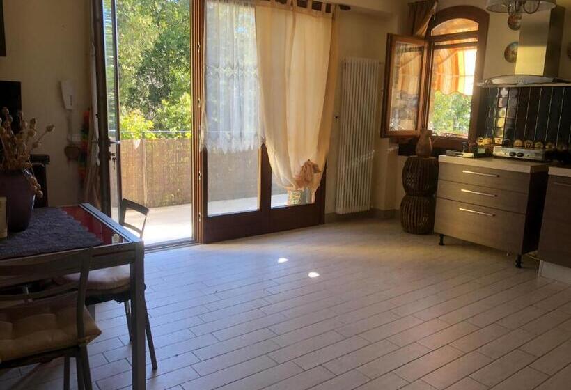 带1个卧室的带阳台的公寓, Appartamenti Antico Frantoio Doria