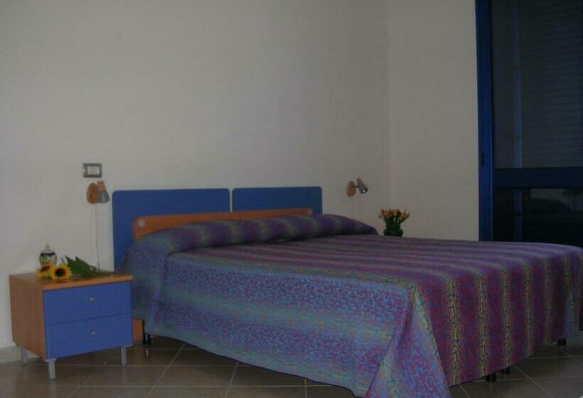 Standard Kolmen Hengen Huone, B&b Gioiello Del Mare