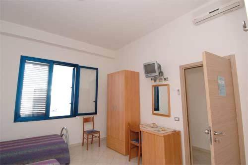 Standard Kolmen Hengen Huone, B&b Gioiello Del Mare