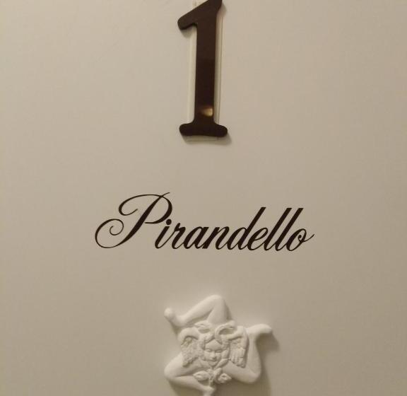 اتاق استاندارد سه تخته با بالکن, B&b Sangiovanni