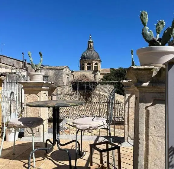 اتاق استاندارد سه تخته با بالکن, B&b Sangiovanni