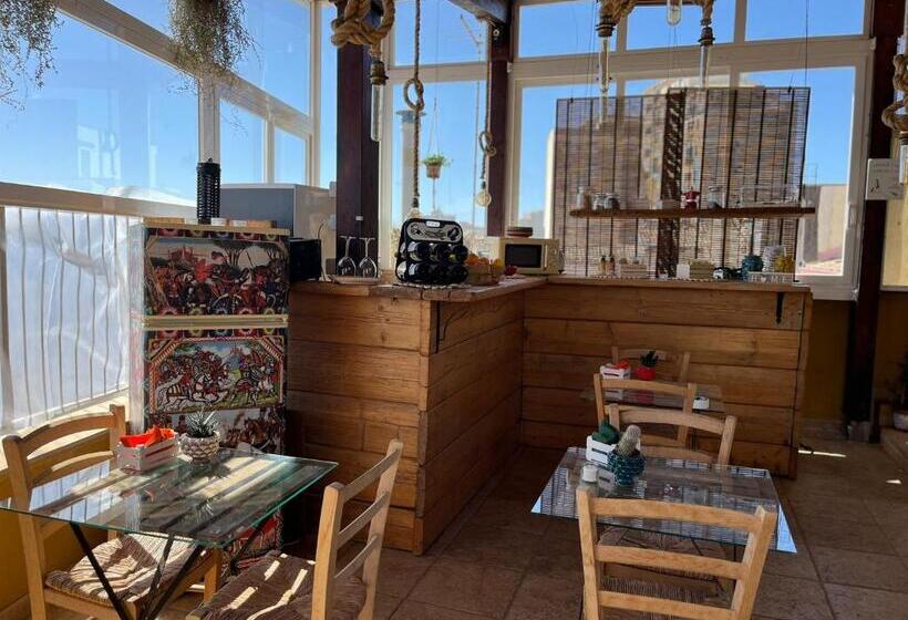 اتاق استاندارد سه تخته با بالکن, B&b Sangiovanni