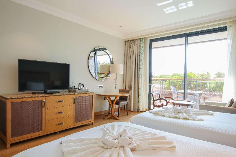 수피리어 룸 풀장 전망, Hilton Cabo Verde Sal Resort