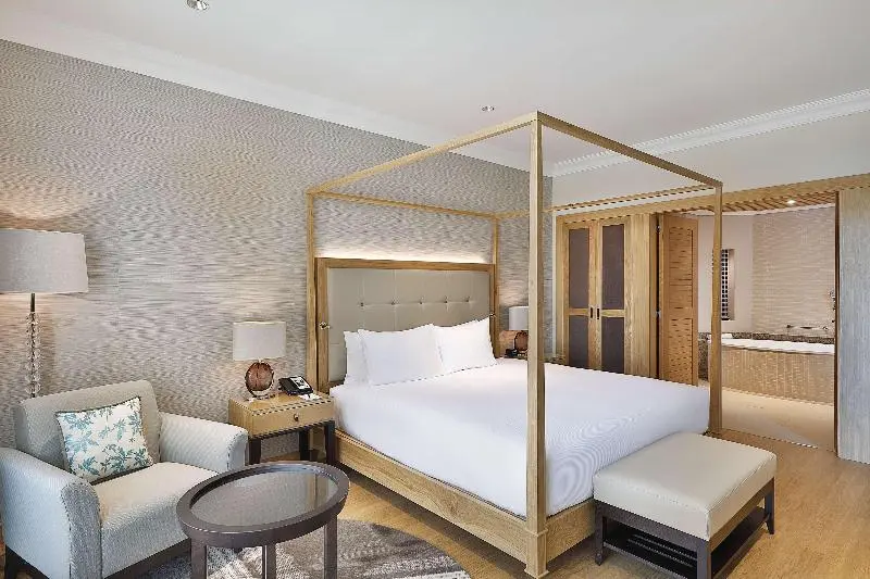 سوئیت با تخت بزرگ, Hilton Cabo Verde Sal Resort