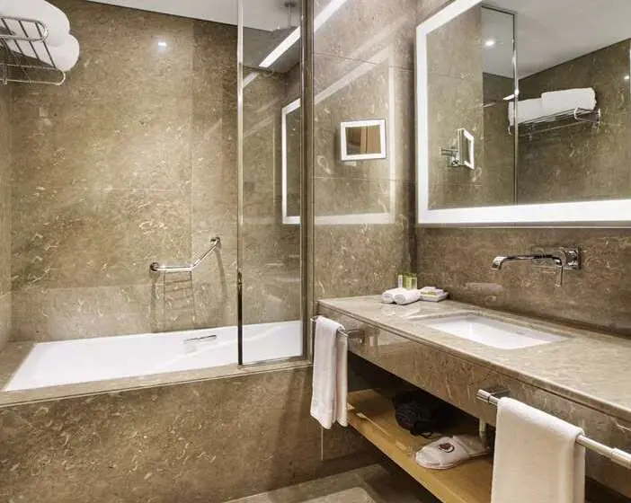 سوئیت با تخت بزرگ, Hilton Cabo Verde Sal Resort