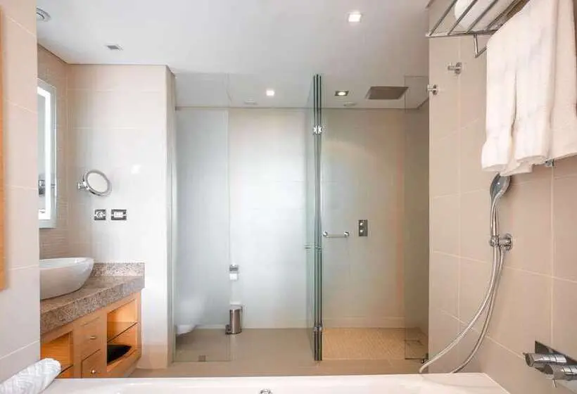 اتاق سوپریور با تخت بزرگ, Hilton Cabo Verde Sal Resort