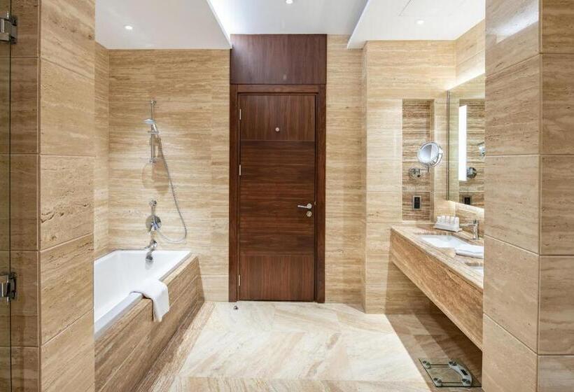 Люкс, Radisson Blu Hotel, Jeddah Al Salam