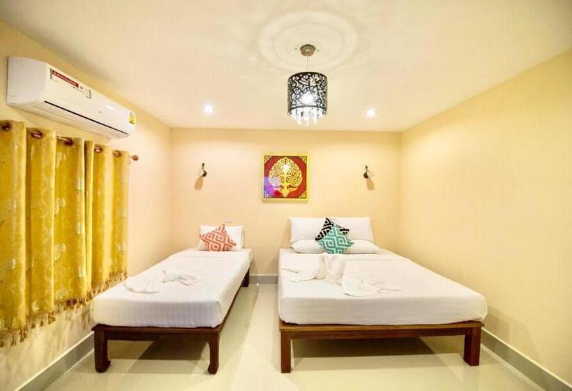 디럭스 룸, Srisiam Resort