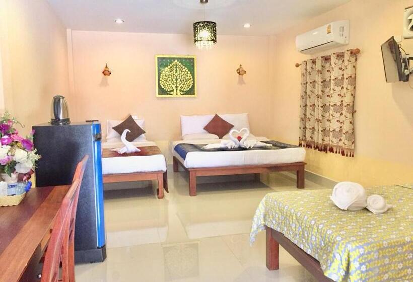 디럭스 패밀리 룸, Srisiam Resort