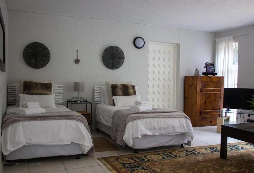 Family flat with terrace, Beach Forest Lodge