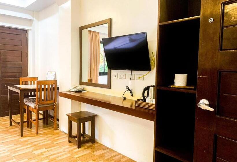 带山景的复式房间, Jurias Garden