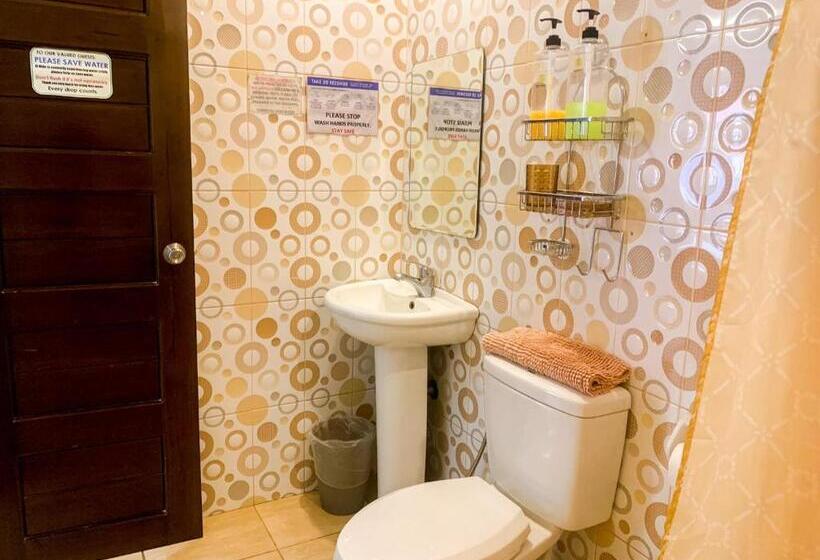 四人豪华间, Jurias Garden