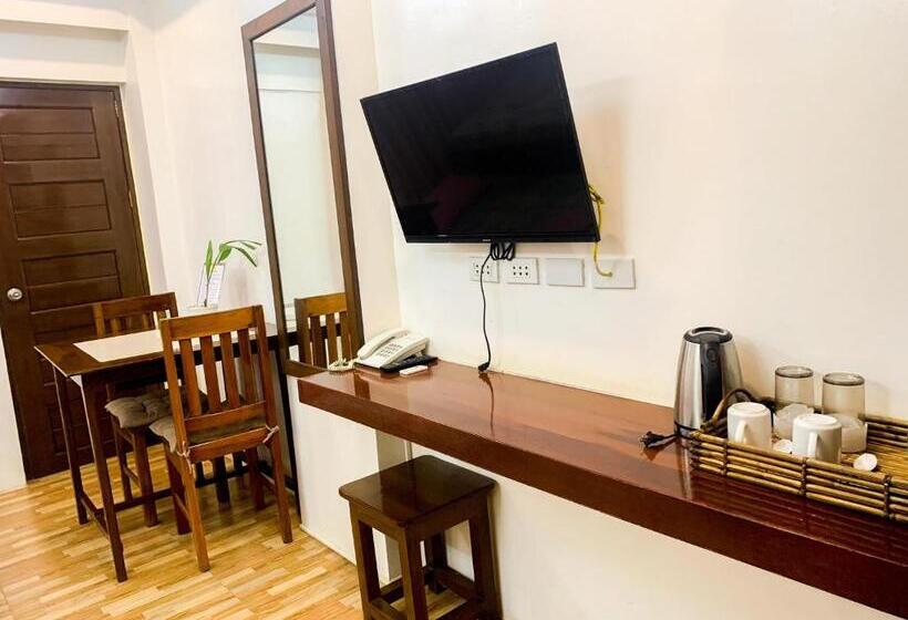 四人豪华间, Jurias Garden