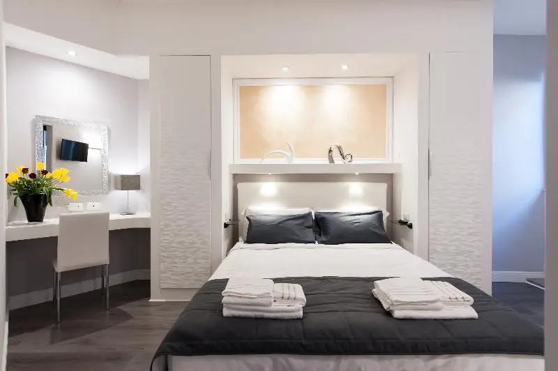 Suite with Terrace, Brunelleschi Luxury Holidays