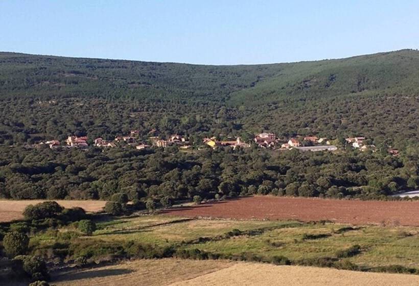 Дом 1 Спальня, Casa Rural Pico De Los Haces