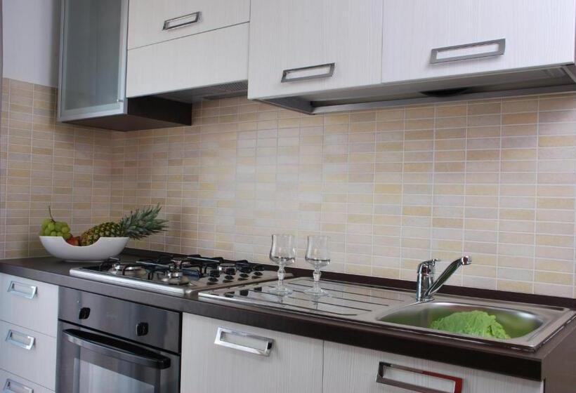 베이직 3인 룸, Case Vacanze Anni 20