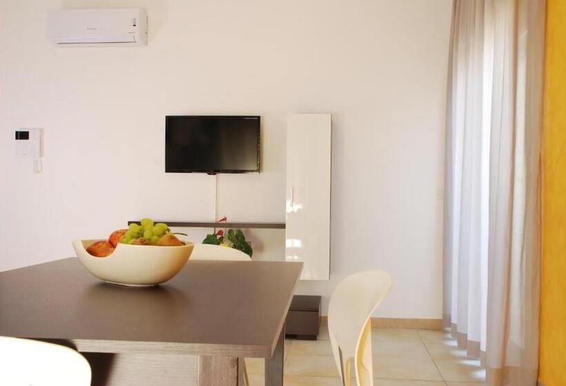 베이직 3인 룸, Case Vacanze Anni 20