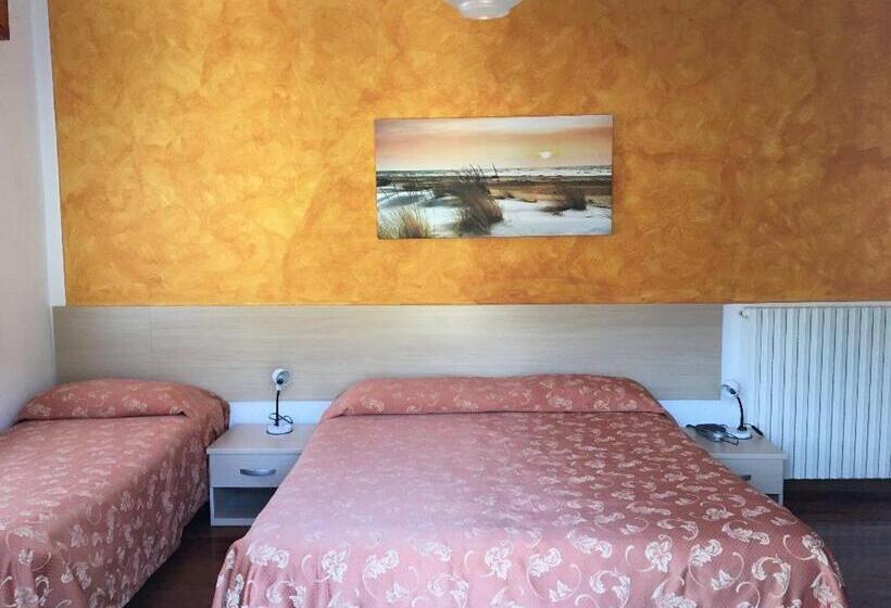 חדר סטנדרט לשלושה, Americana