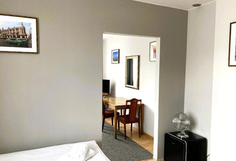 Номер Стандарт Трехместный, Ava