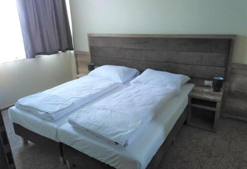 Семейное Студио, Cargo