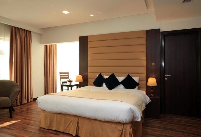 Стандартный Номер Кровать Кинг, Golden Tulip Al Khobar Suites