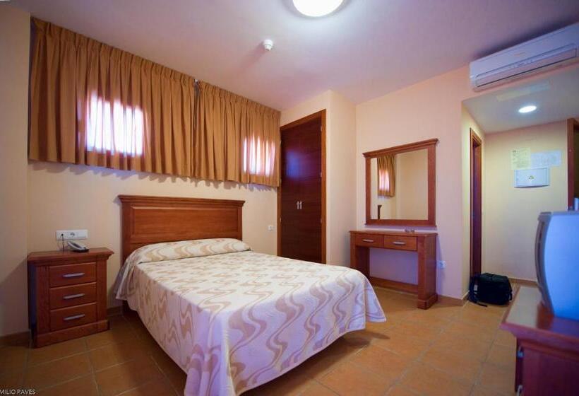 Номер Стандарт, Restaurante Campiña Del Rey