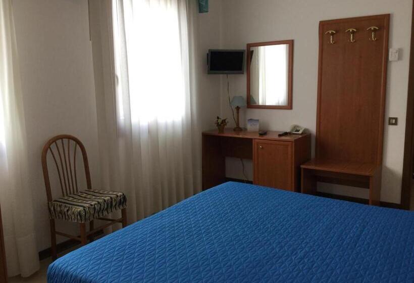 스탠다드 룸, Ristorante Da Toni