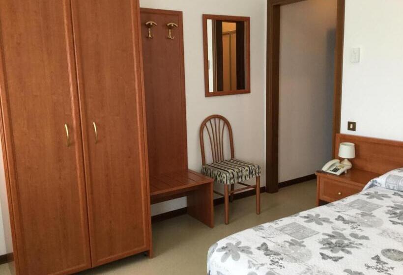 스탠다드 룸, Ristorante Da Toni