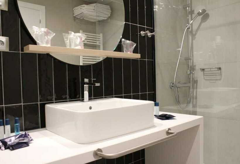 اتاق استاندارد, Roc Meler