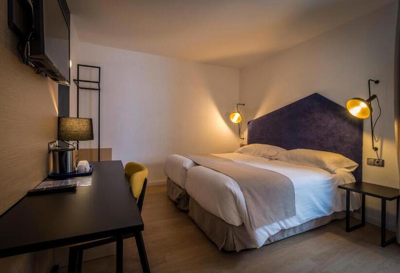 اتاق استاندارد, Roc Meler