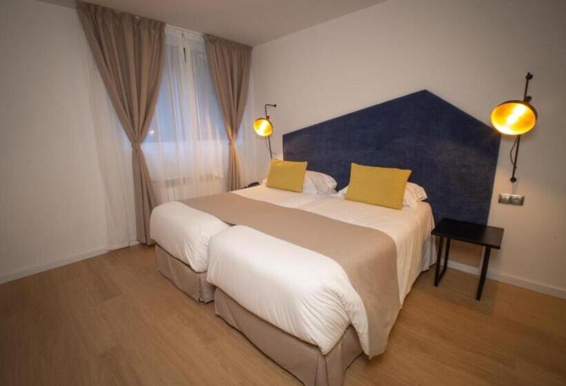 اتاق استاندارد, Roc Meler