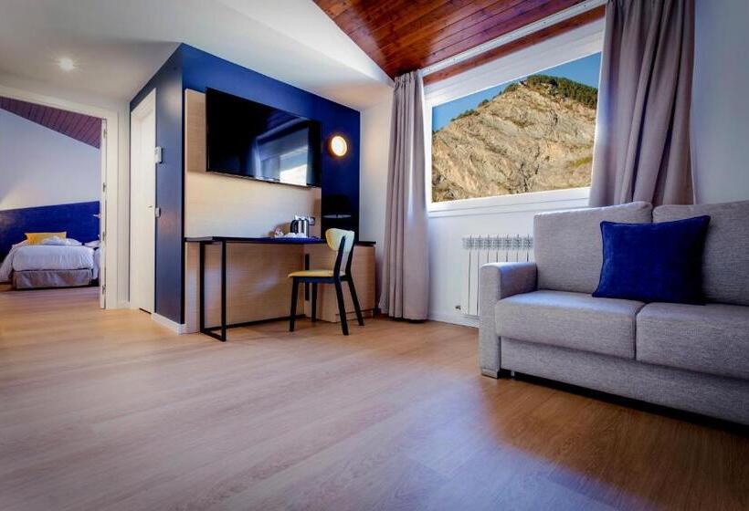 سوئیت با وان آب گرم, Roc Meler