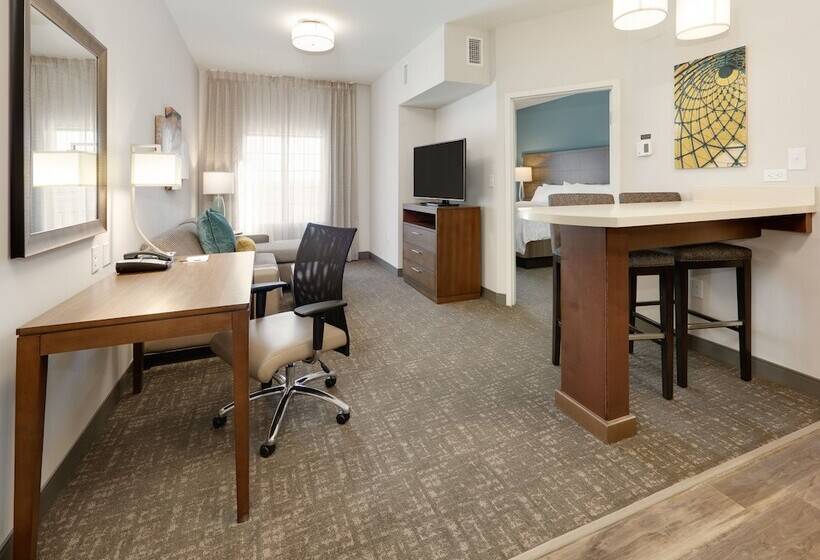 Люкс Адаптированный для Инвалидов, Staybridge Suites Oklahoma City Downtown, An Ihg