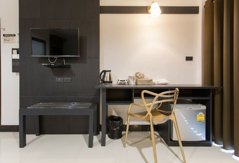 수피리어 룸, Well Timed