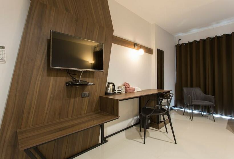 수피리어 룸, Well Timed