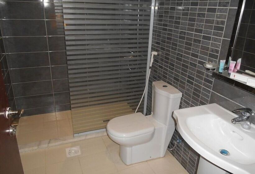 スタンダードスタジオ, جلنار الشرق للشقق المخدومة