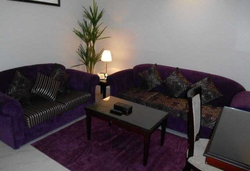 2ベッドルームアパートメント, جلنار الشرق للشقق المخدومة