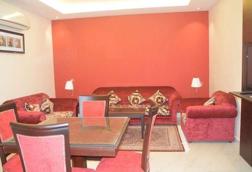 2ベッドルームアパートメント, جلنار الشرق للشقق المخدومة