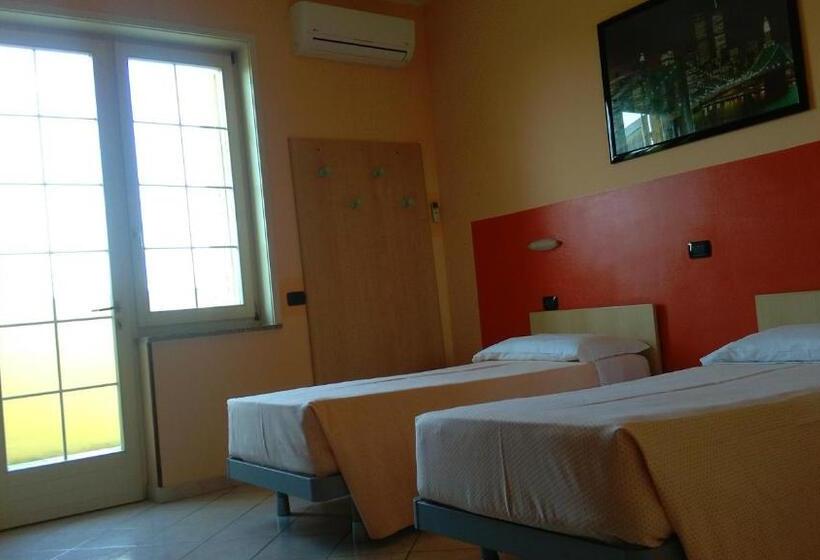 Номер Стандарт, La Quercia Hotel Con Ristorante
