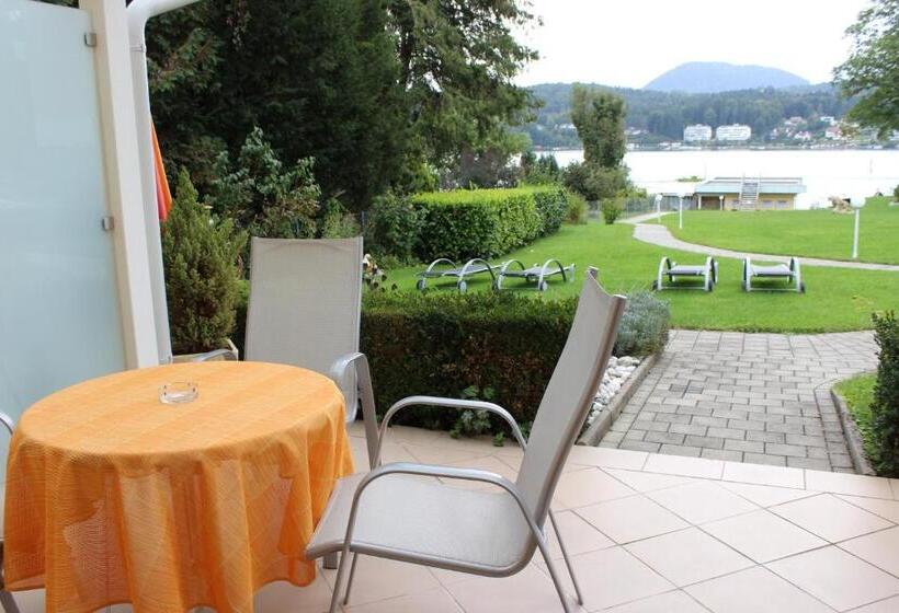 اتاق استاندارد با بالکن, Seehotel Paulitsch