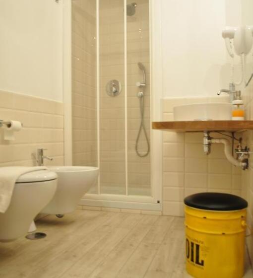 اتاق استاندارد چهار تخته, Anas Prime Place