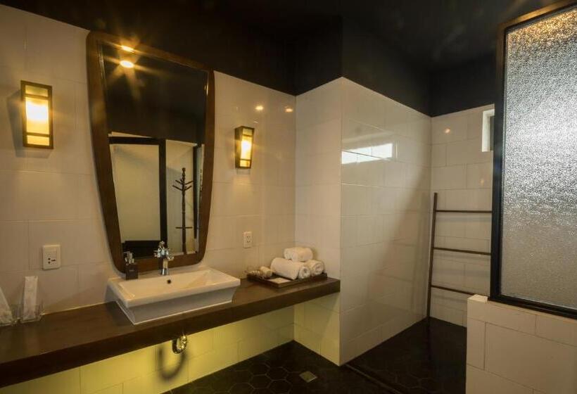 Suite with Terrace, Danang Boutique