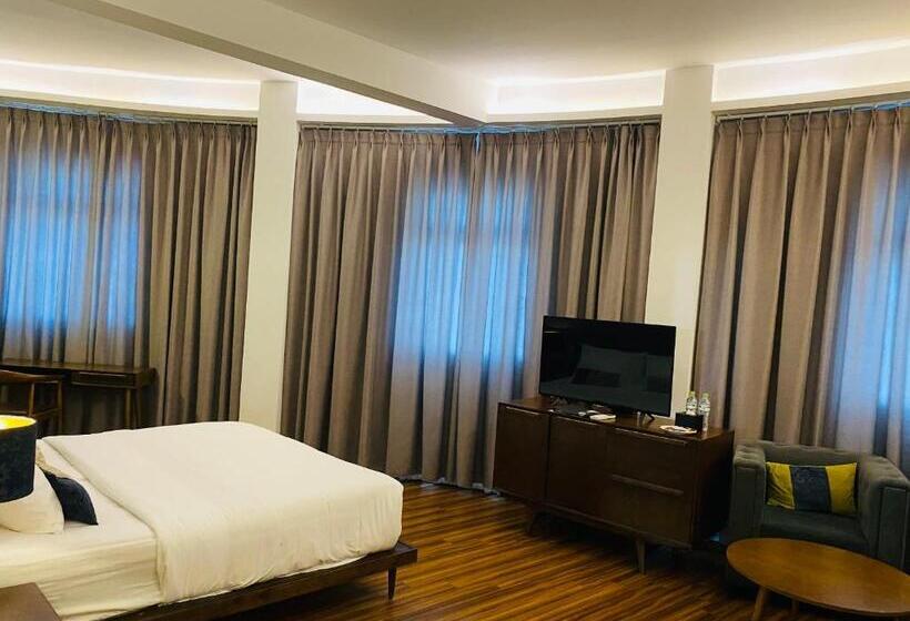 اتاق لوکس با چشمانداز شهر, Danang Boutique