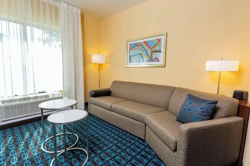 キングサイズベッドのスイートルーム, Fairfield Inn & Suites By Marriott Bay City, Texas