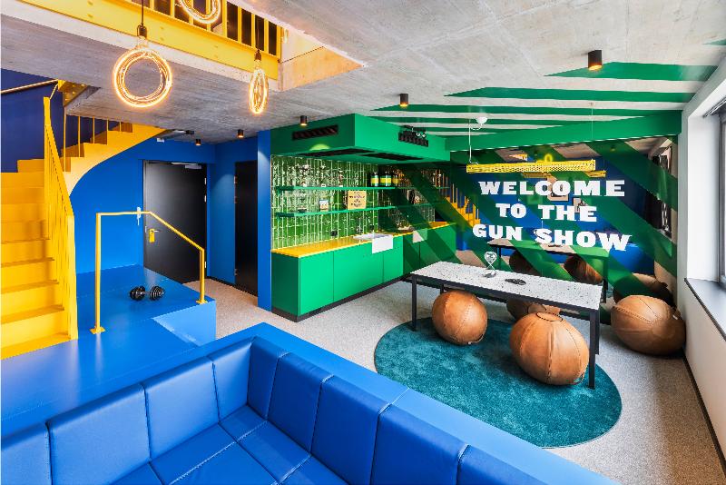 غرفة عائلية متصلة, Grotte Del Paradiso