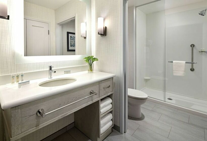 Люкс, Homewood Suites By Hilton Long Beach Airport