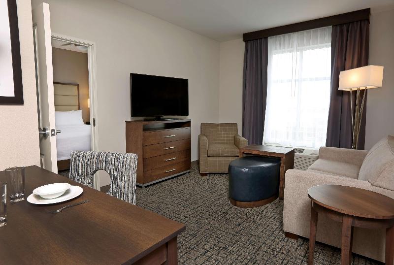 带大床的套房, Homewood Suites By Hilton West Fargo Sanford Medical Center