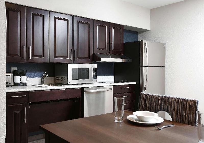 스탠다드 스튜디오 킹침대, Homewood Suites By Hilton West Fargo Sanford Medical Center